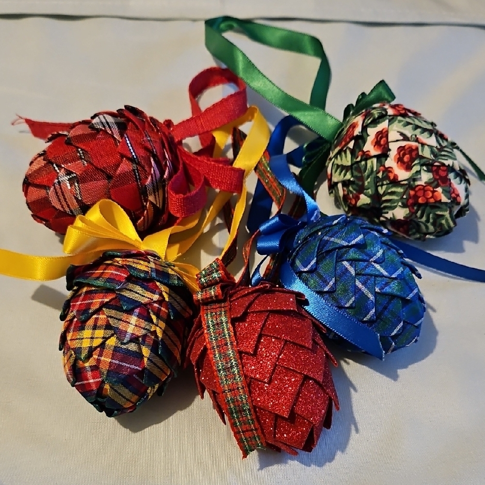 Colorful Fabric Ornament Set
